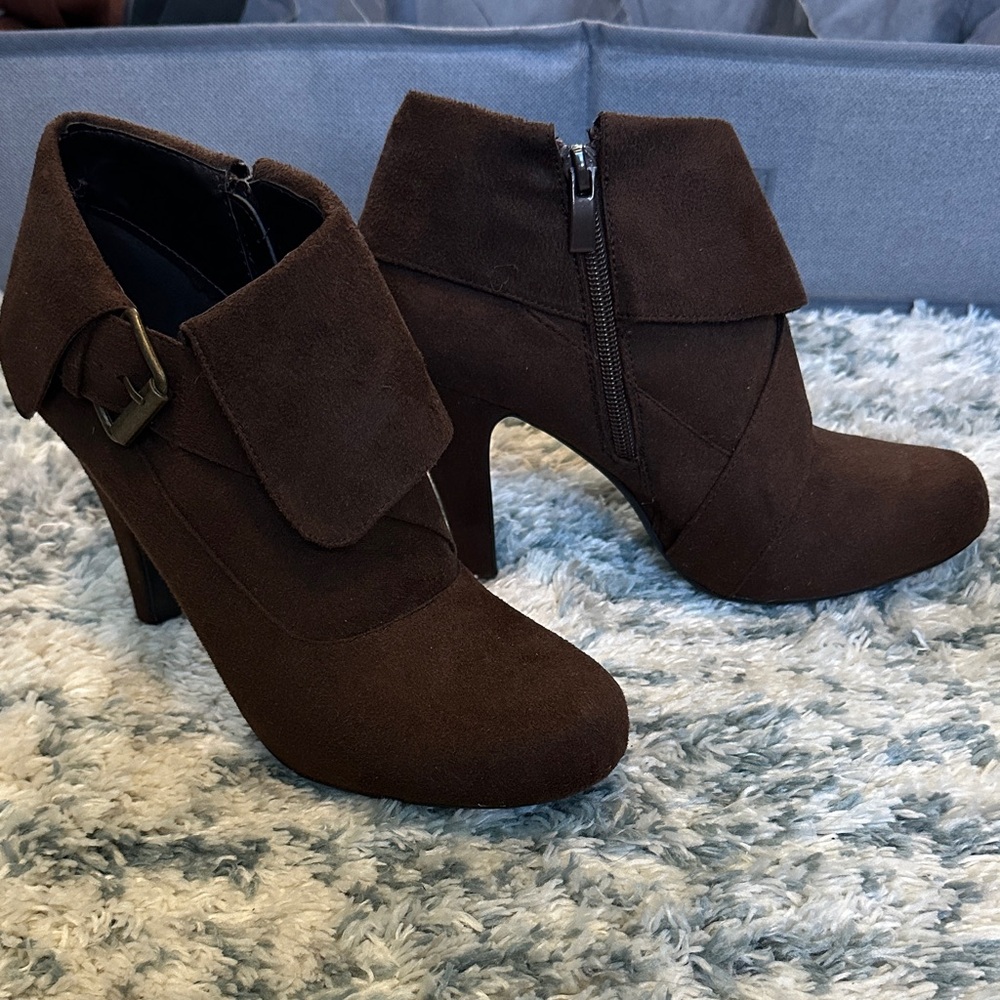 Traffic Dark Brown Ankle Booties